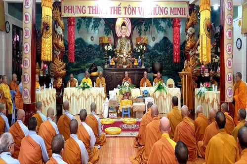 Ban Trị Sự GHPGVN Tỉnh Đồng Nai thăm và cúng dường trường hạ huyện Nhơn Trạch